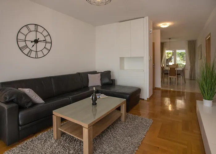 Calluna וילה טרוגיר