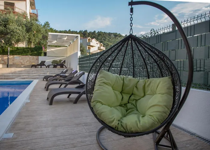 Calluna 特罗吉尔